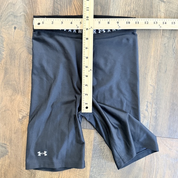 Under Armour Women's HeatGear Compression Shorts xs black workout gym shorts - Picture 6 of 6